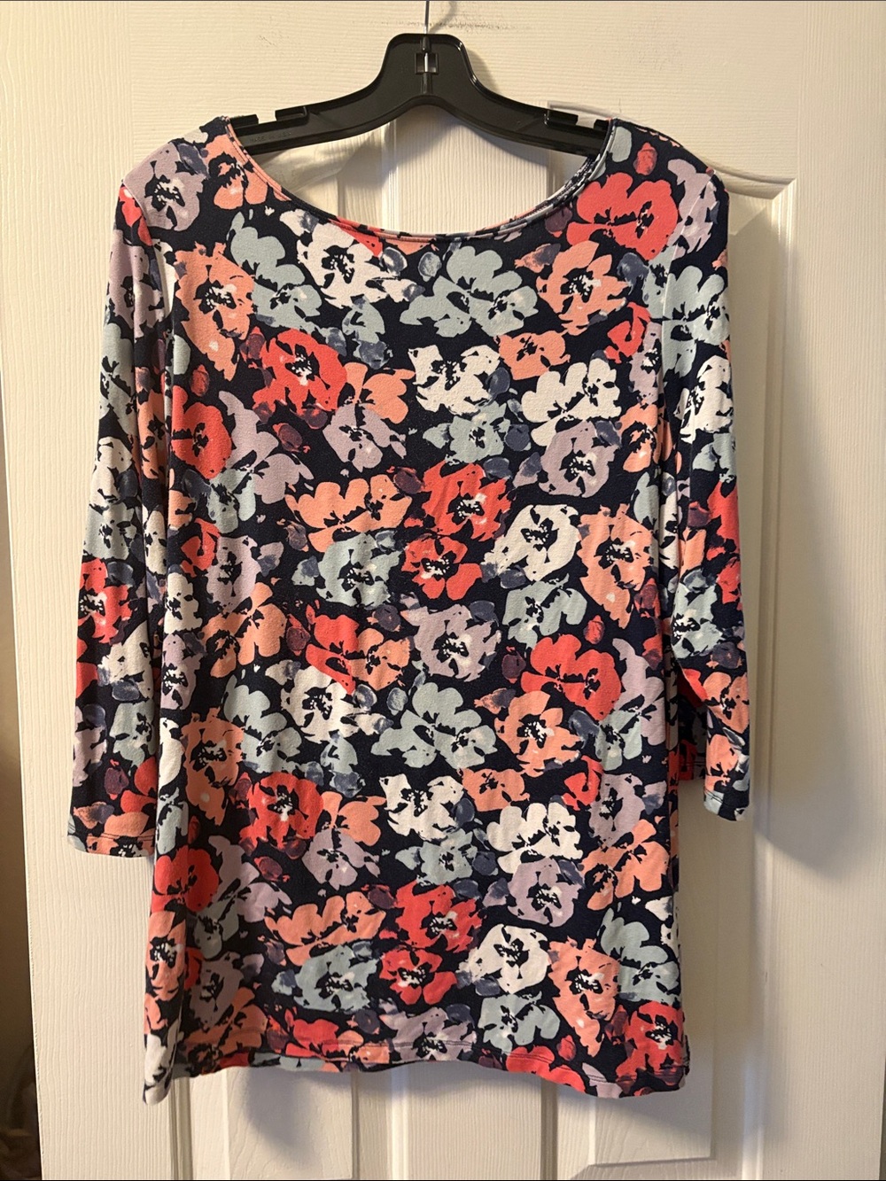 TravelSmith Navy Blue Floral 3/4 length Sleeve size L